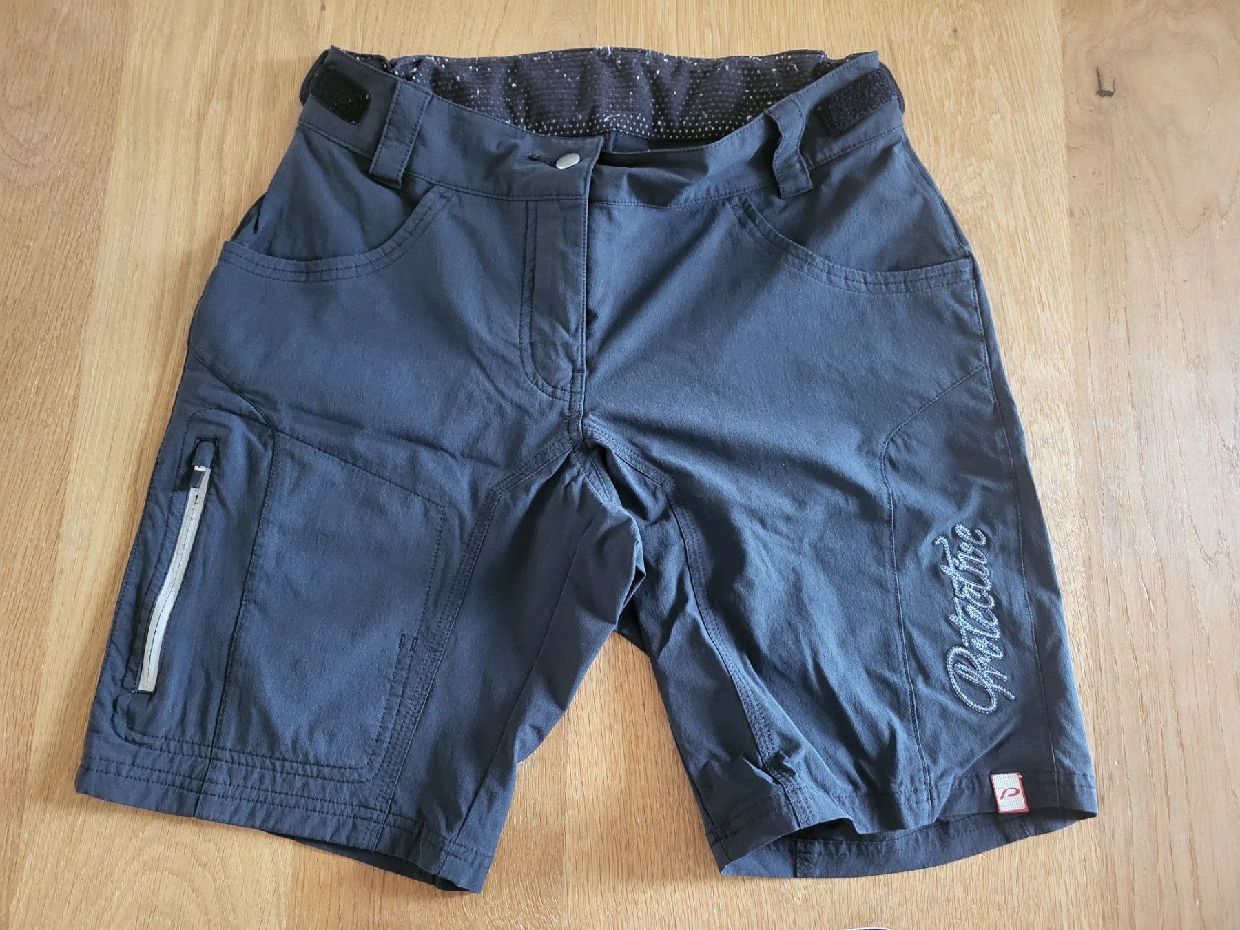 Pantaloni: Protective Bike Shorts mit Innenhose, Gr. S – Usato da Rünenberg venduto da Bille77 1