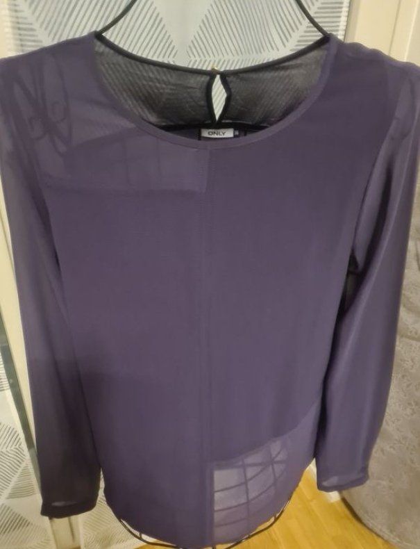 Only Camicette: ONLY Elegante Bluse Gr. S aubergine – Nuovo (secondo la descrizione) da Münsingen venduto da Nik_und_Kat 1