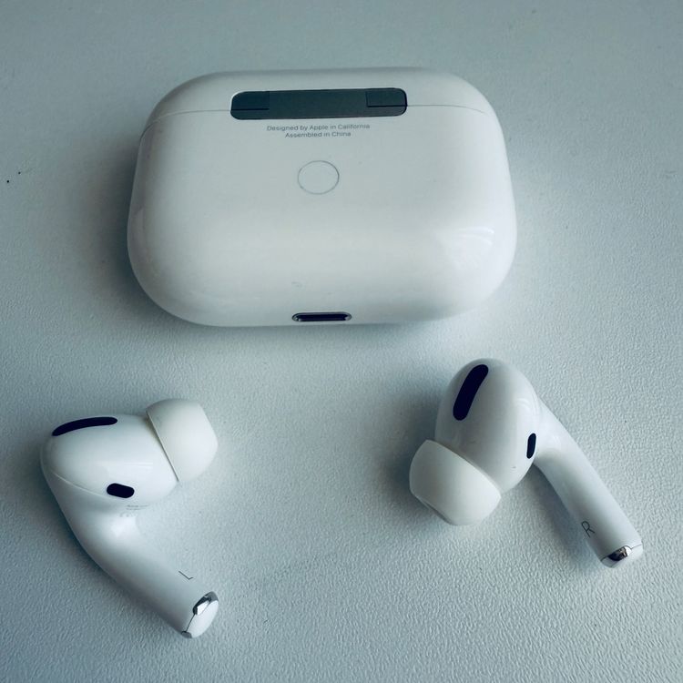 Apple Kopfhörer: Original Apple AirPods Pro 1 Gen. MagSafe USB-C Kabel – Gebraucht aus Basel von MY.AIRPODS.SHOP 6