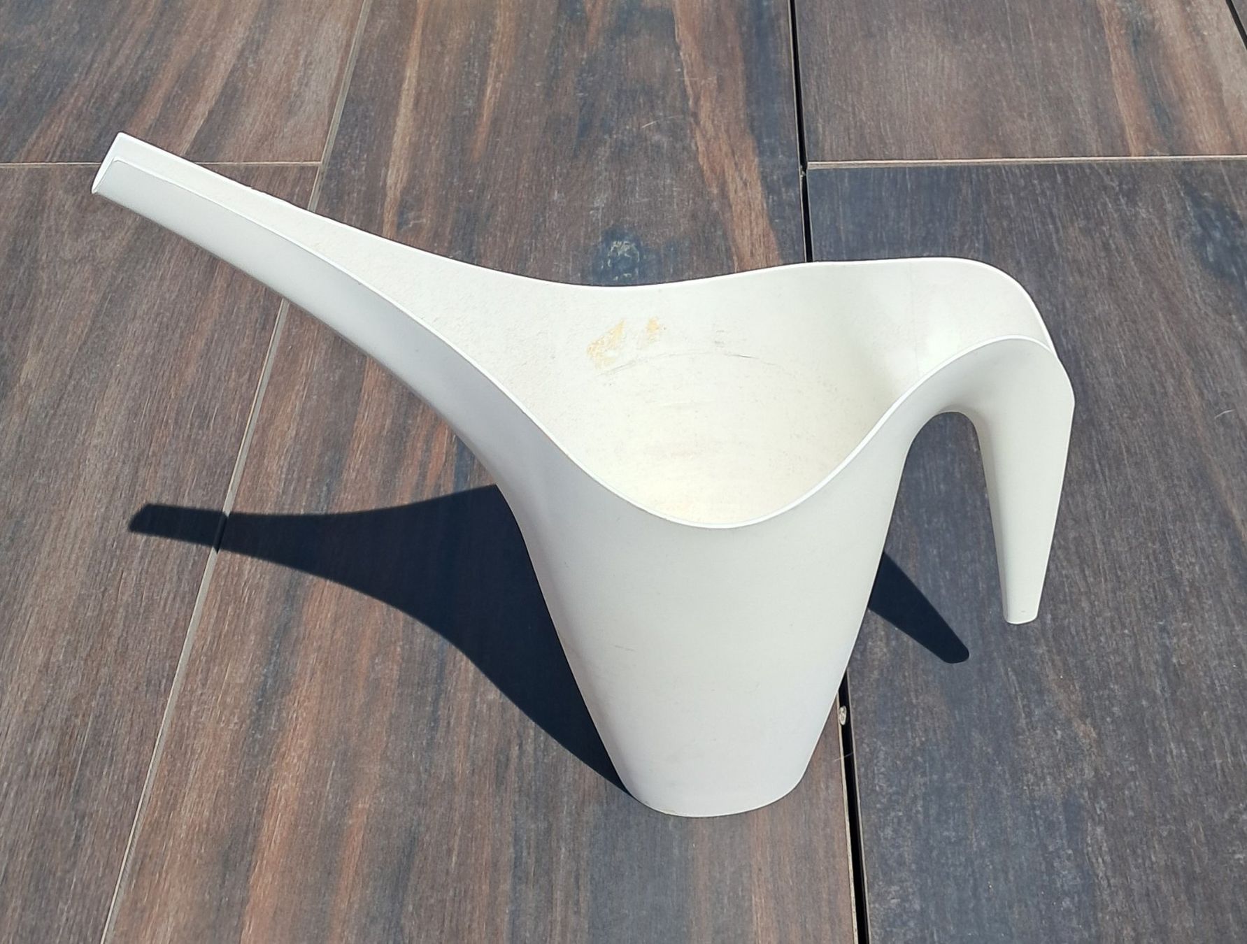 Bewässern & Giessen: Giesskanne Kunststoff weiss – Gebraucht aus Wallisellen von Camcha