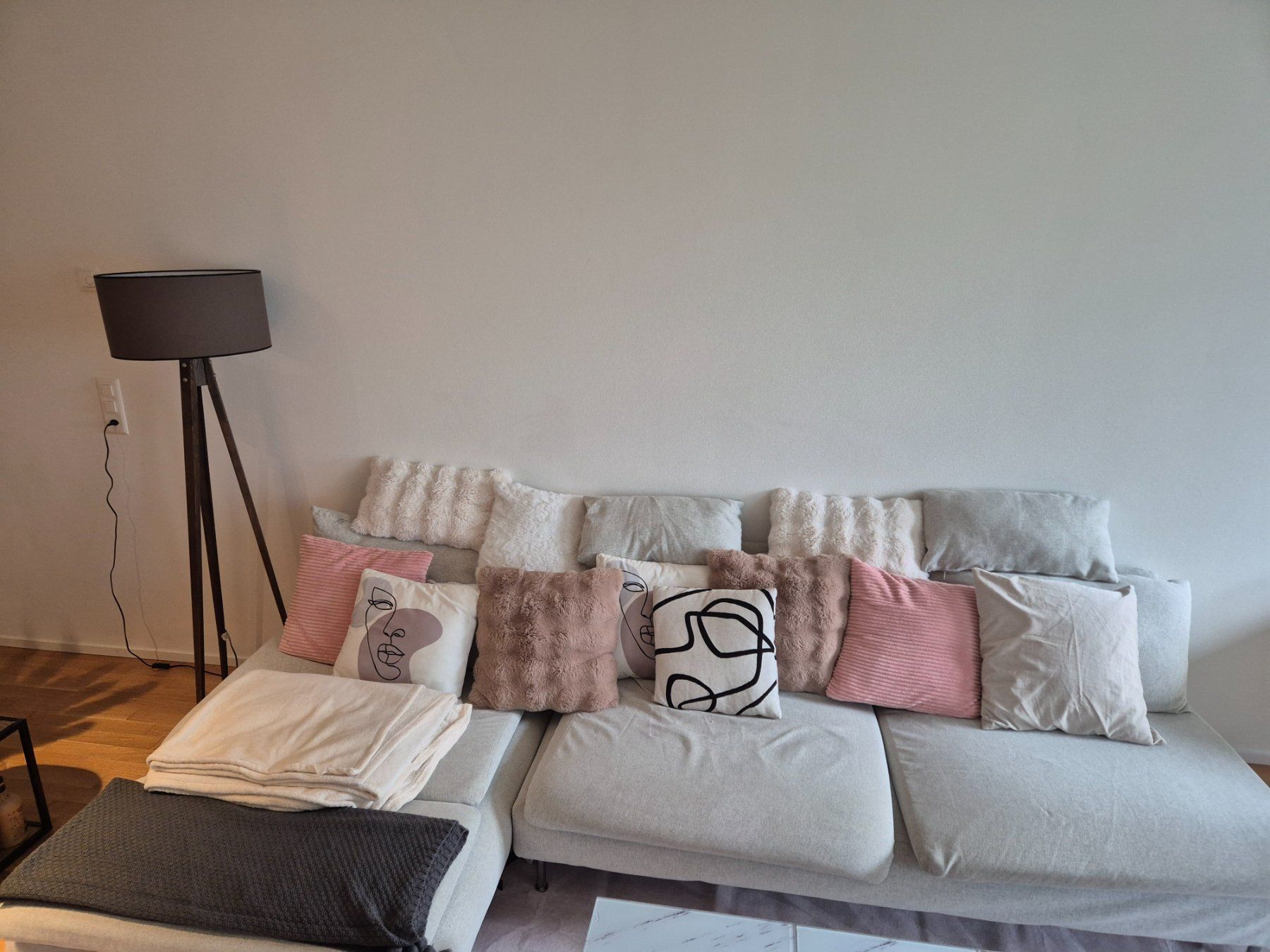Ikea Sofas: Sofa Söderhamn hellgrau – Gebraucht aus Bern von Zoralina 1
