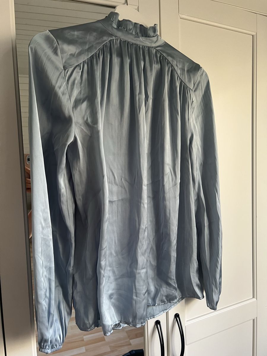 Next Camicette: Next Bluse, Gr. 8, hellblau – Usato da Liebefeld venduto da nat_h5l8 1