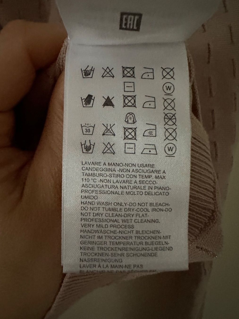 Kleider: Caractère Kleid mit Cardigan hautfarben – Gebraucht aus Trimbach von Goldchild_8 9