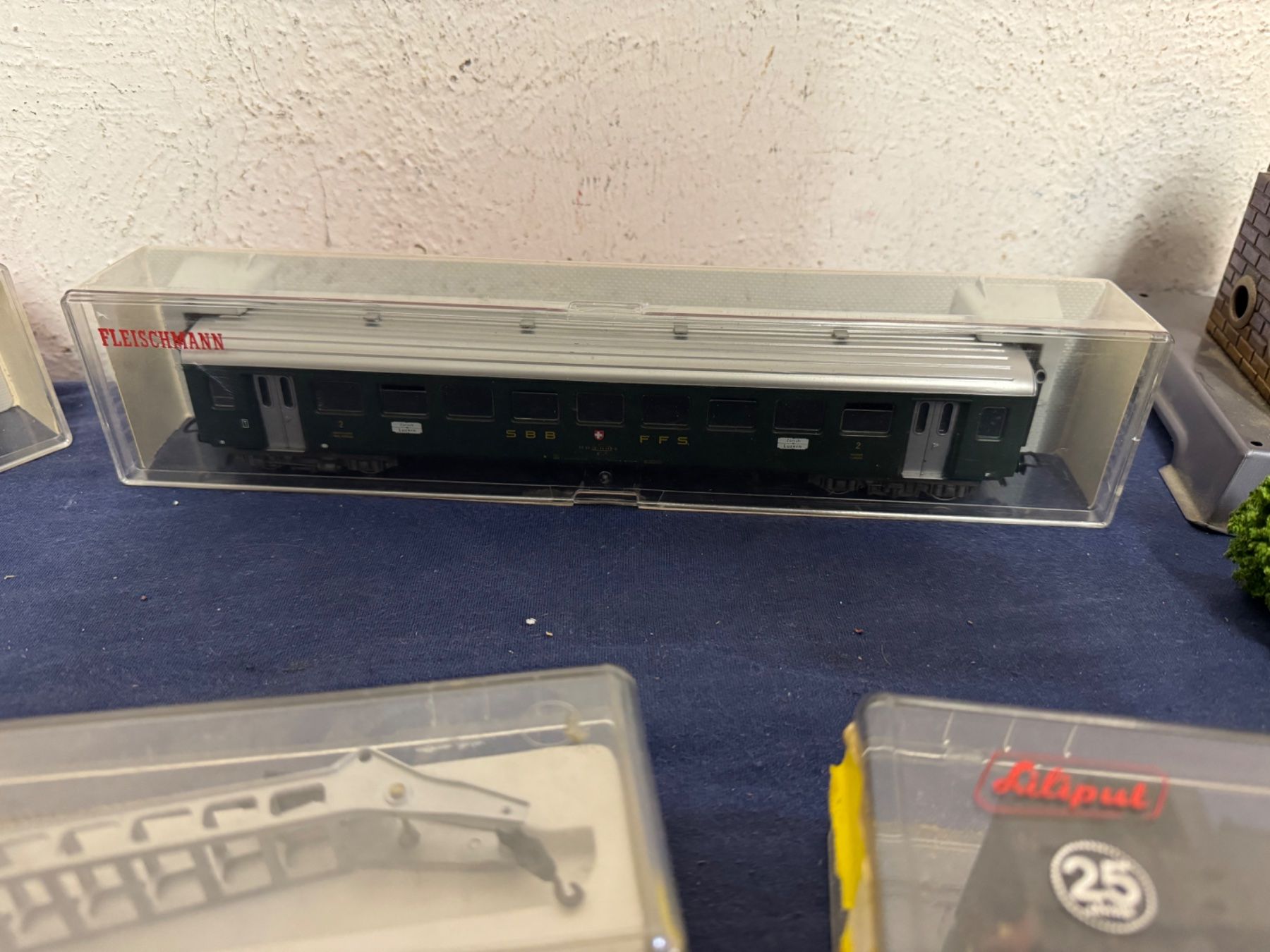 Modelleisenbahnen: Modellbahn Nr 132 – Gebraucht aus Effretikon von  9