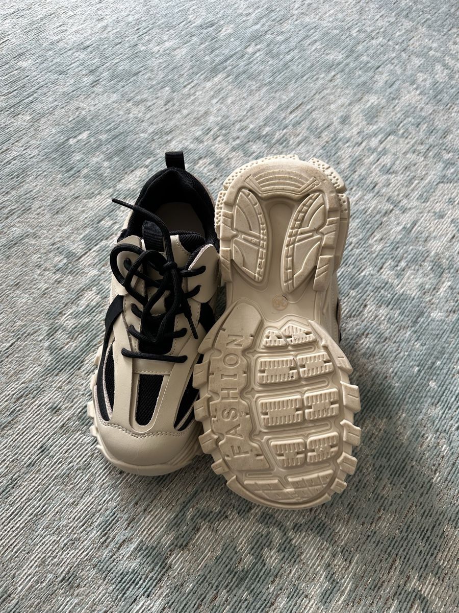 Scarpe da donna: Nouvelles baskets en cuir, taille 36  – Nuovo e nell'imballaggio originale da Couvet venduto da Aura_aura 6