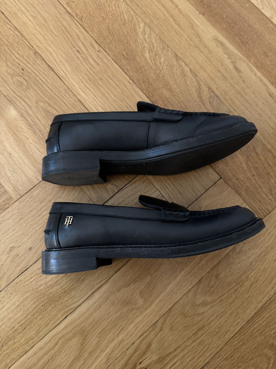 Tommy Hilfiger Chaussures femmes: Preppy Flat Loafer – D'occasion à Oberägeri par Steven369 3