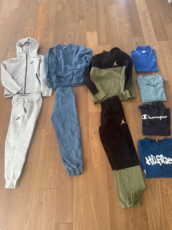 Kleiderpaket Junge 140/152 Nike, Jordan, Boss, Zara