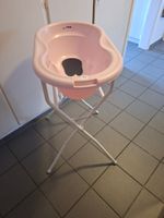 Babybadewanne mit Einlage und Ständer rosa wie neu