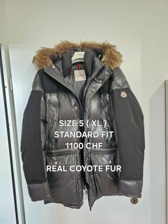 Moncler Frey Size 5 ( XL ) MEN ( Coyote FUR ) - Standard Fit