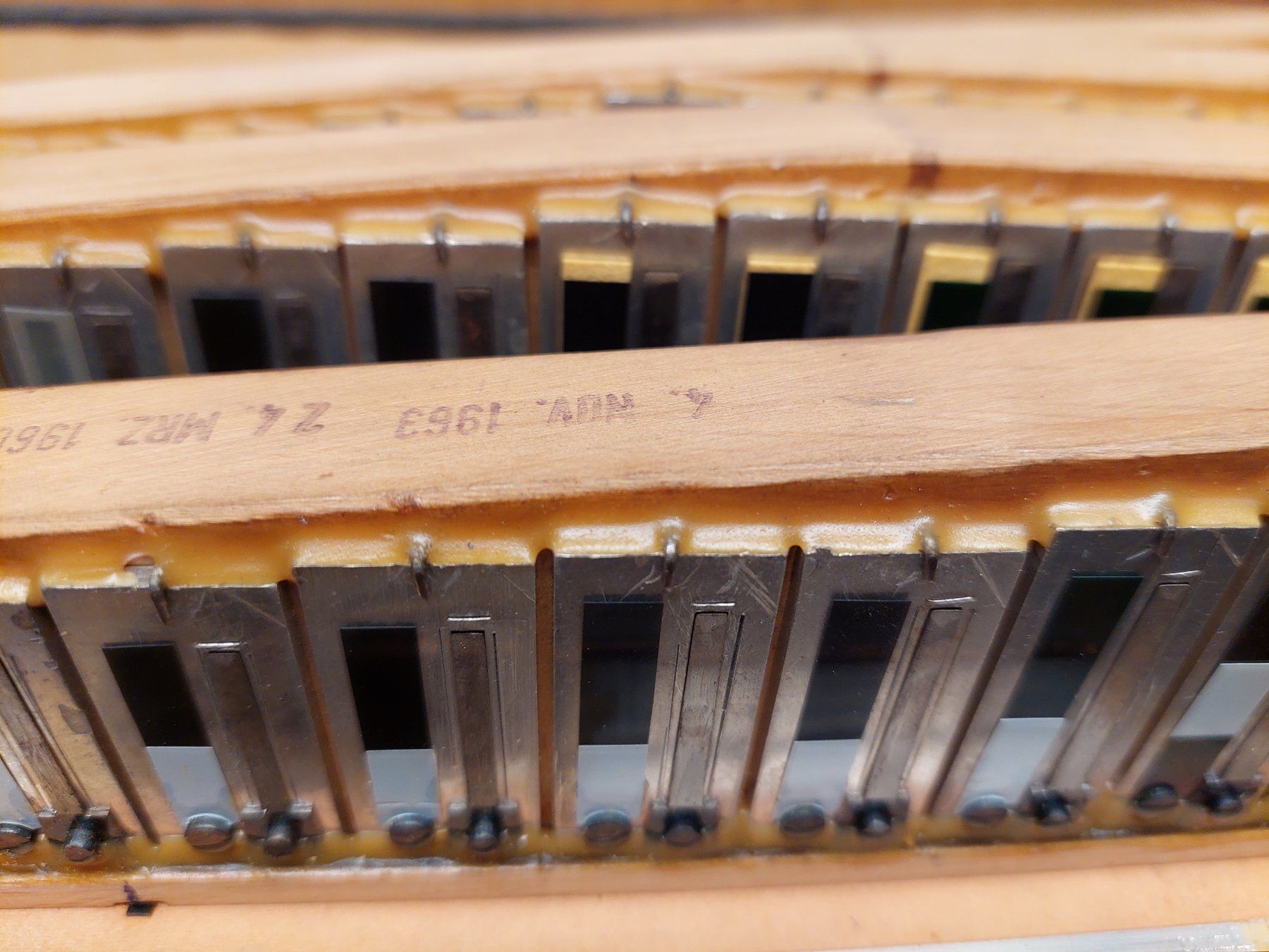 Record Musikinstrumente: Schweizer Record Handorgel 4 chörig – Gebraucht aus Davos-Platz von musikhauskollegger 7
