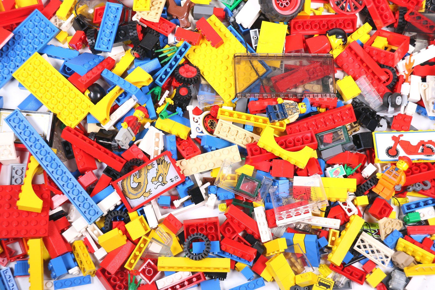 Lego Kit di costruzioni: 1.5 kg. Legoteile mit Minifiguren – Usato da Hettlingen venduto da Scholi99 1