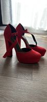 Escarpins rouges à plateforme, très bon état! 👠