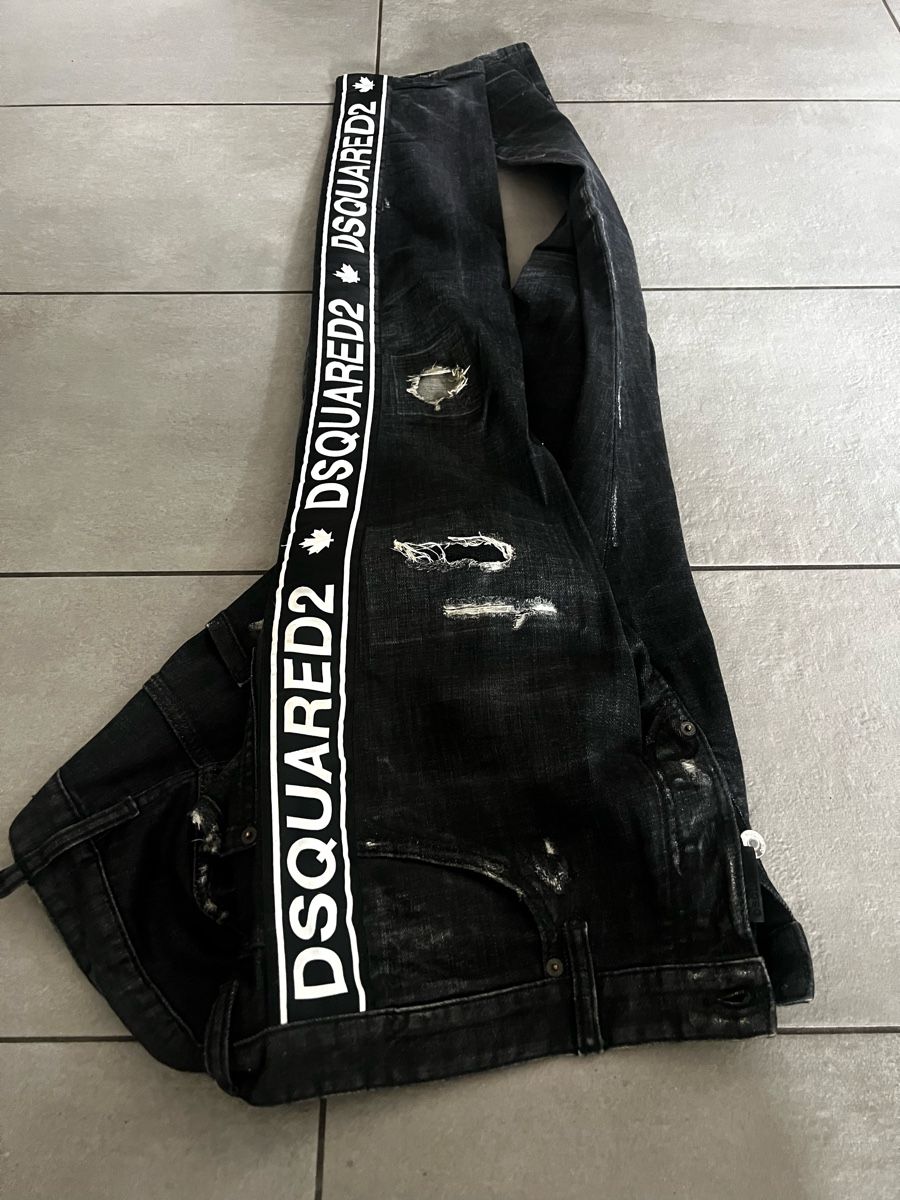 Dsquared2 Jeans: Dsquared2 jeans uomo 50 – D'occasion à Mendrisio par fly_9wzx 2