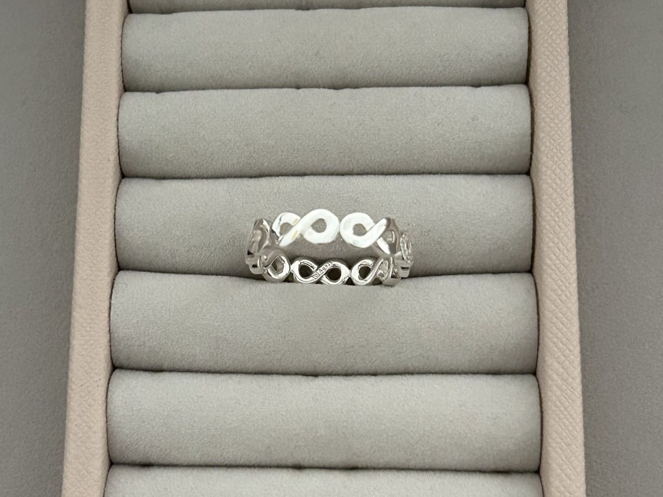 Thomas Sabo Ringe: Thomas Sabo Infinity Ring mit Diamanten – Neu (gemäss Beschreibung) aus Rheinfelden von Boutique_Luxe 2
