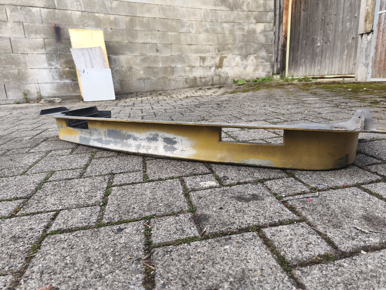 Volvo Alle Autoersatzteile: Volvo 240 260 Frontspoiler rar – Gebraucht aus Ernetschwil von Volvo0815