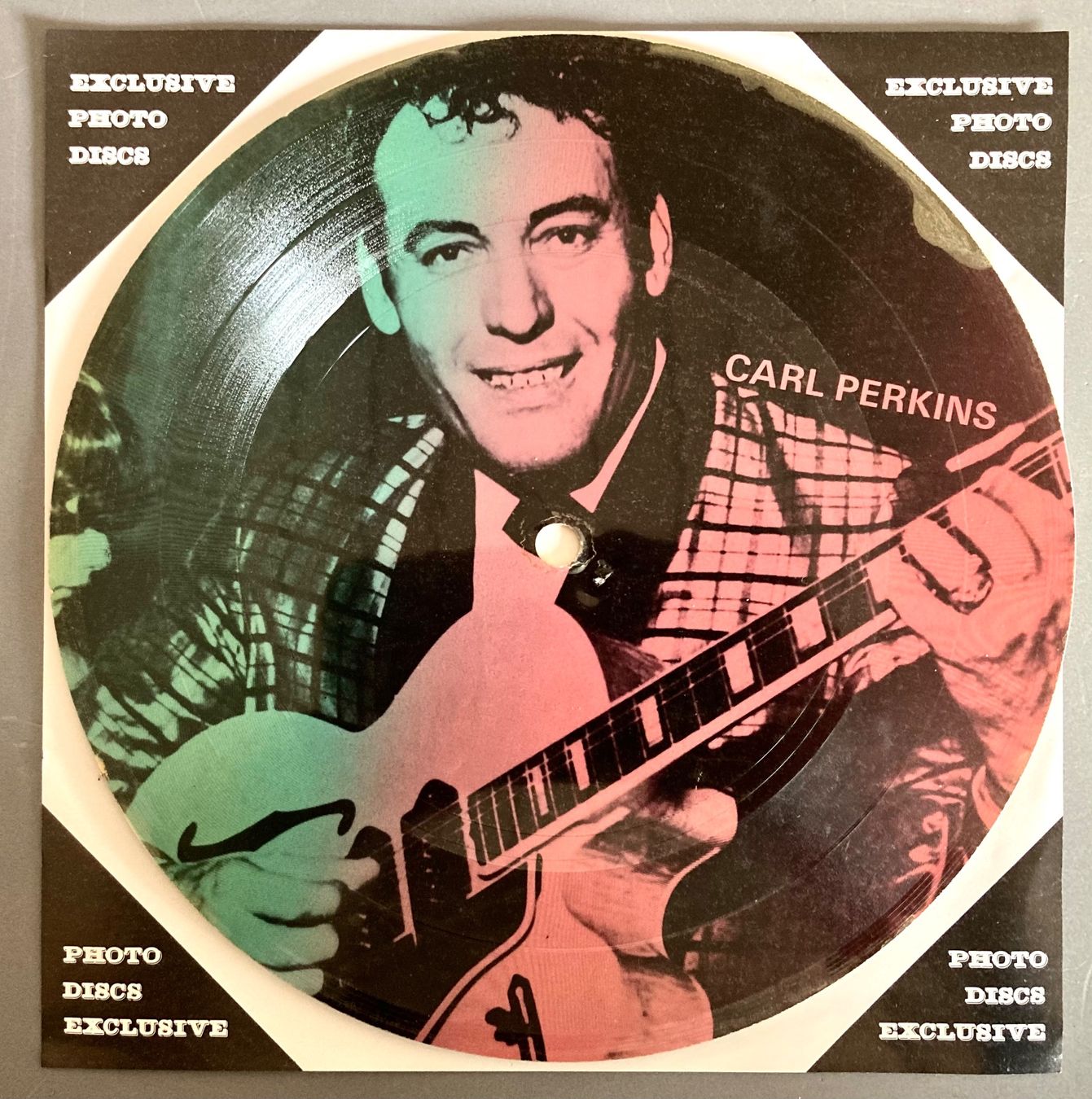 Vinyles: CARL PERKINS - BLUE SUEDE SHOES – D'occasion à Poliez-Pittet par Newtown-Records