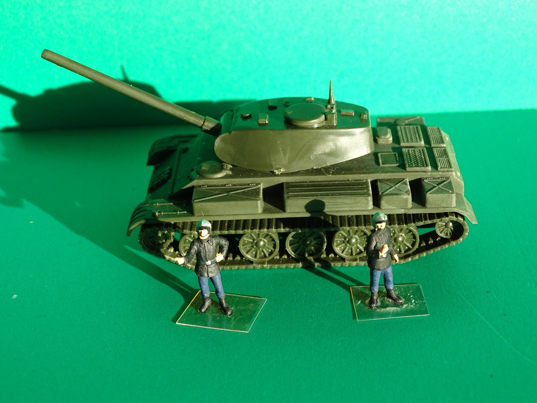 Modellini d'auto: Panzer von Roco mit Figuren 1/87 – Usato da Bretzwil venduto da Meex 2