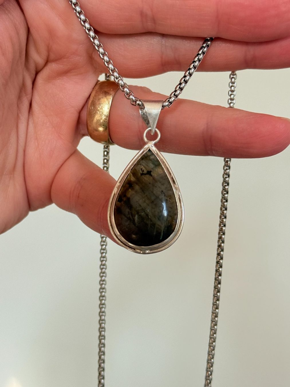 Catenine: Collier labradorite naturelle goutte 💧... – Nuovo e nell'imballaggio originale da Genève venduto da AGBERG