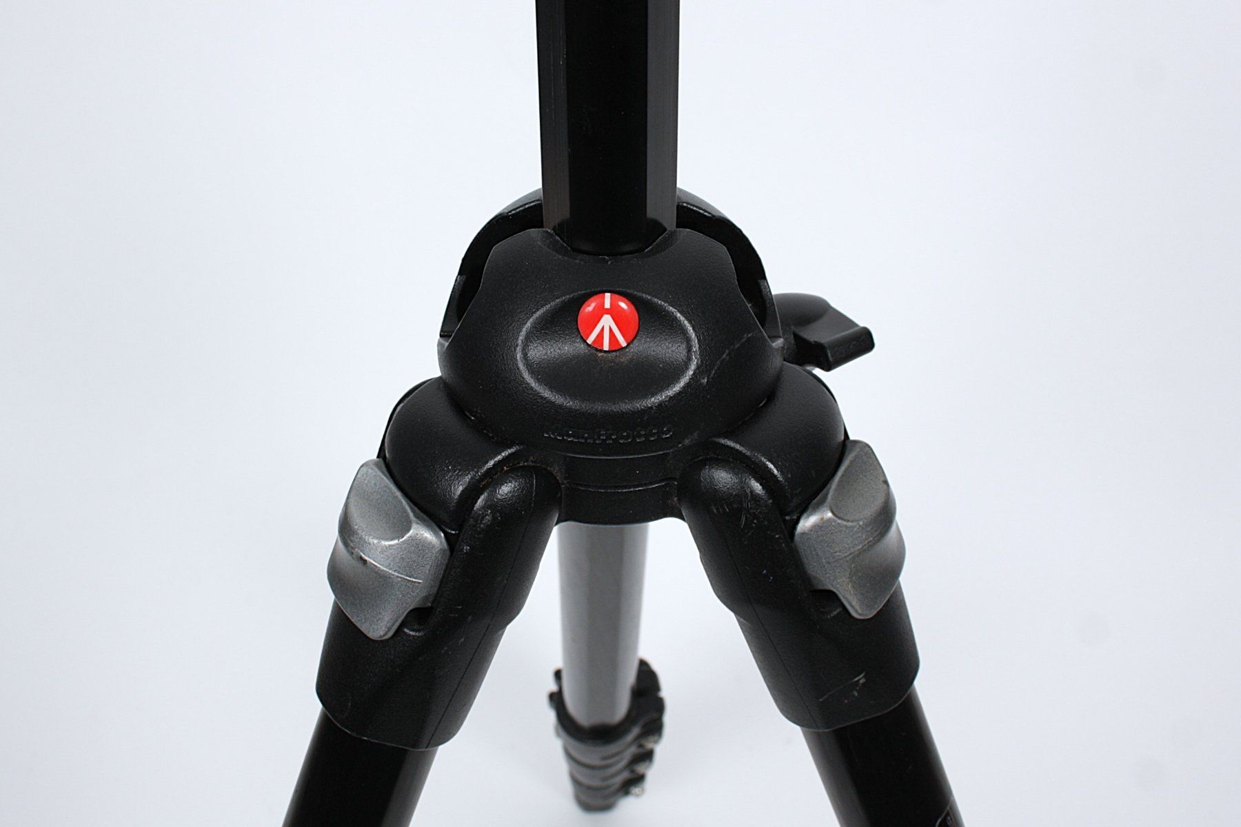 Manfrotto Trépieds & Accessoires: MANFROTTO Stativ mit Kaiser Kugelkopf – D'occasion à Zollikofen par Restwert_Zollikofen 7