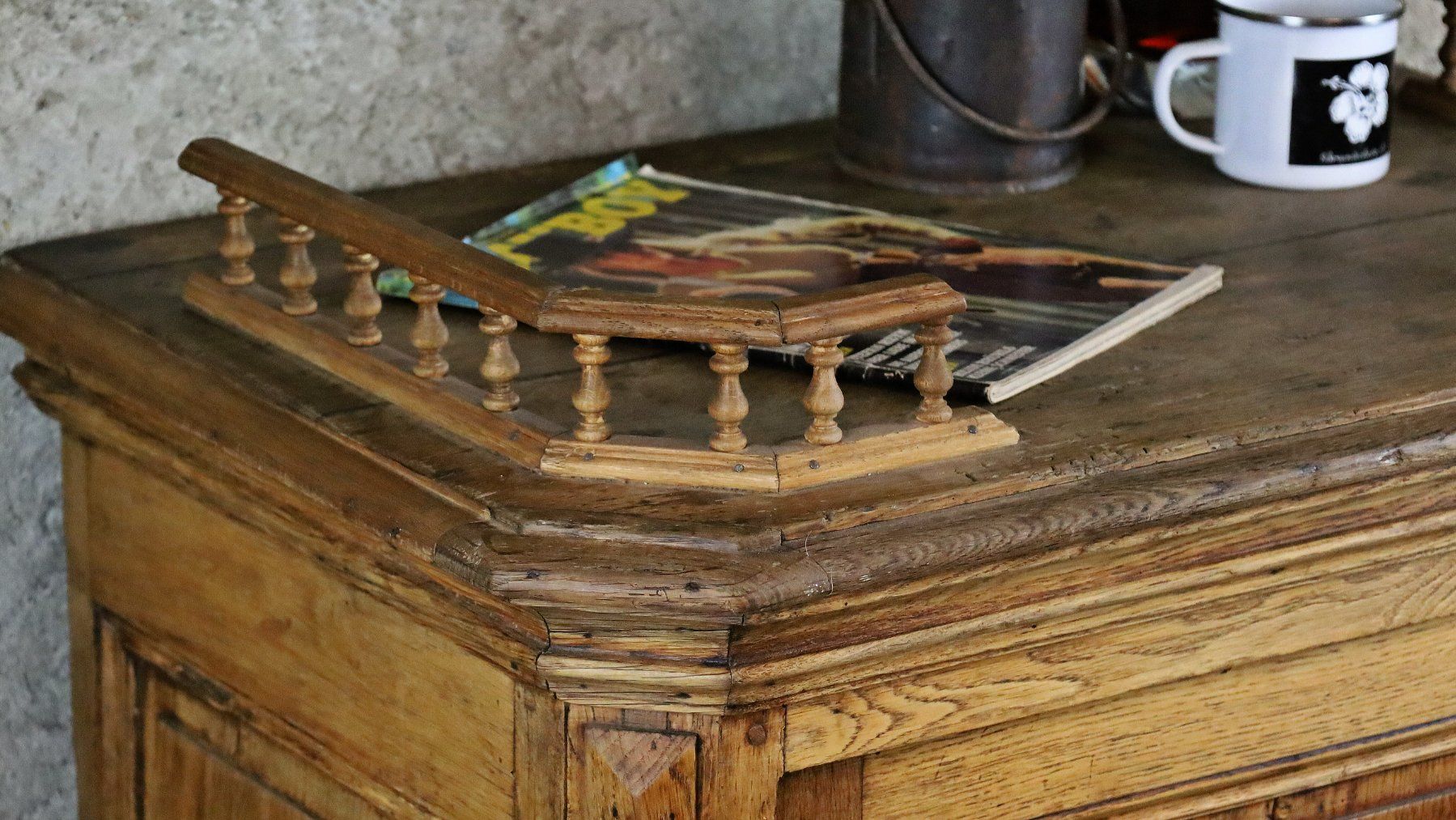Allestimento di negozi e stand fieristici: Restaurant Empfangspult, Empfangstheke, Entréemöbel, Kommode – Usato da Birrwil venduto da brandschatz_birrwil 4