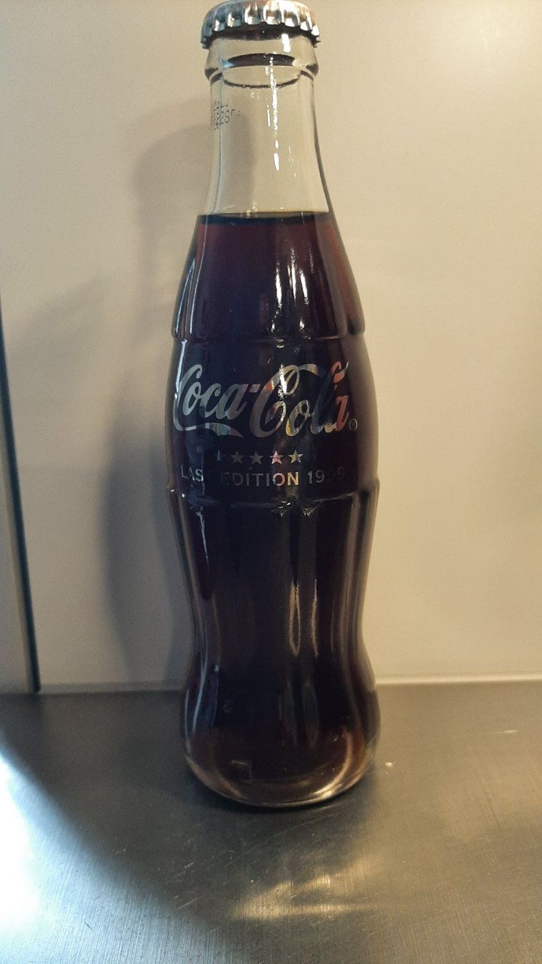 Coca-Cola Bottiglie: Coca Cola Last Edition 1999, John F. Kennedy – Usato da Pfäffikon ZH venduto da Romulus