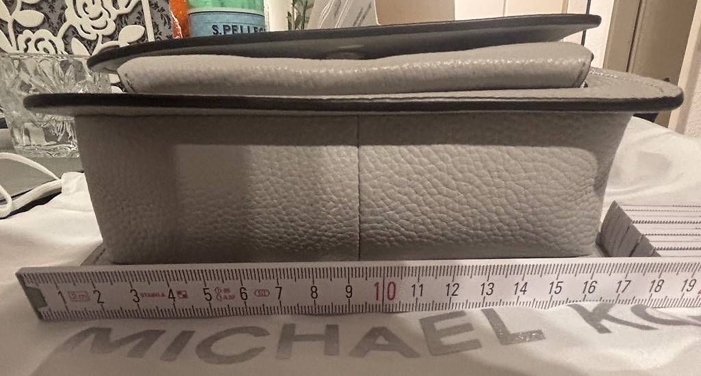Borse da donna: Michael Kors Tasche Grau – Usato da steinach venduto da mickymcfly 1
