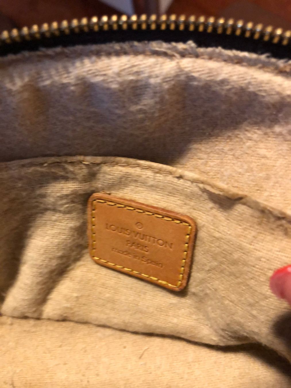 Louis Vuitton Kosmetikkoffer: LOUIS VUITTON  TROUSSE  MAQUILLAGE – Gebraucht aus Landquart von geraldine25 5