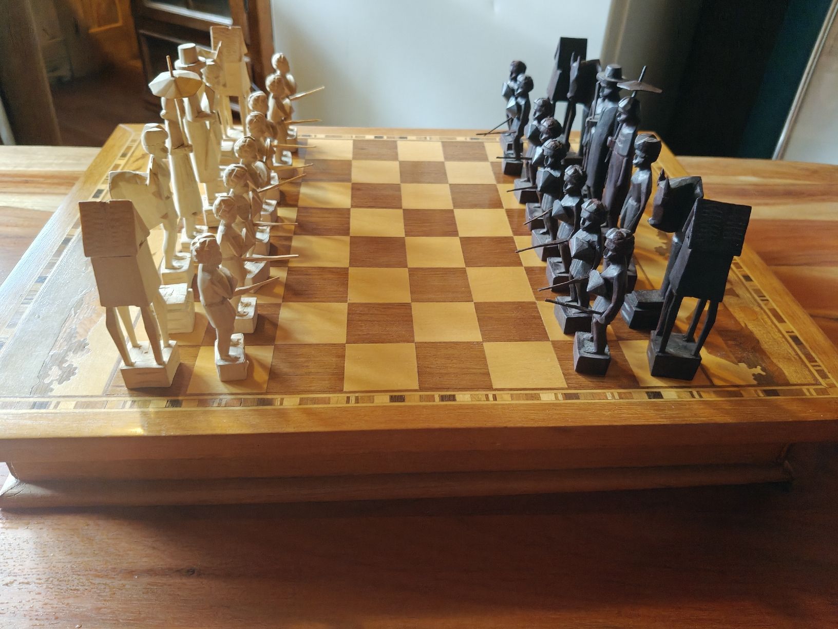 Jeux: Handgeschnitztes Schachspiel – D'occasion à Ebnat Kappel par Noah2512 4