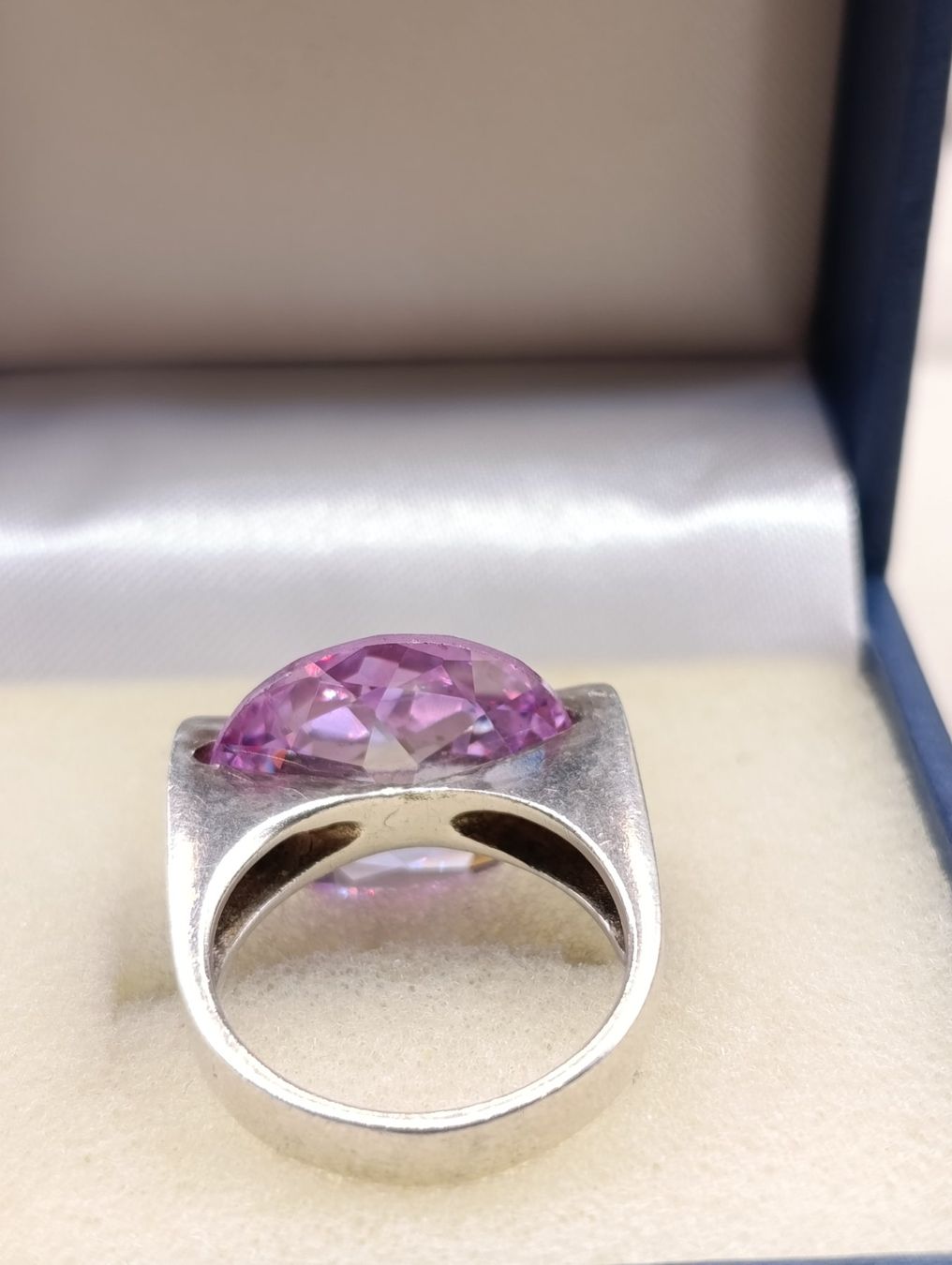 Anelli: Vintage 925er Silber wunderschöne Ring mit Amethyst Top – Usato da Steffisburg venduto da 1.Schmuckschatulle 5