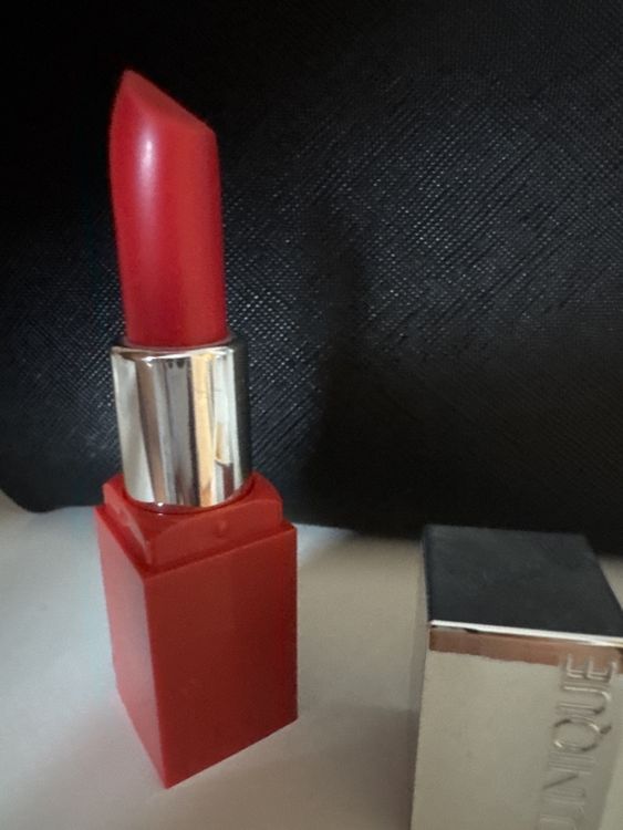 Clinique Pop Matte Lipstick mini Ruby Pop 03 (Neu (gemäss Beschreibung ...