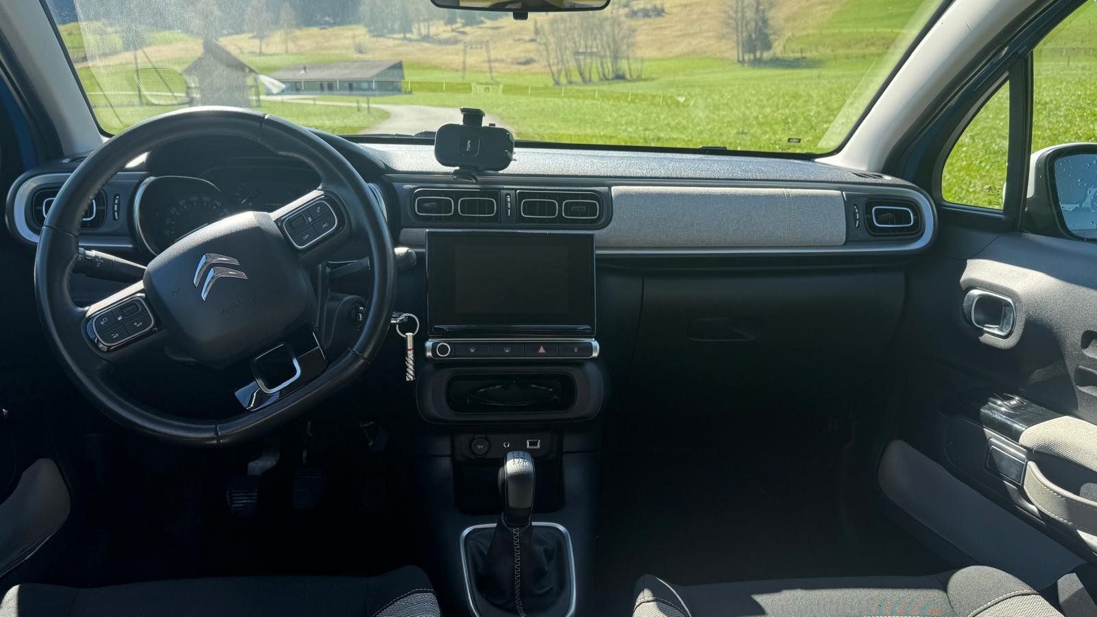 Citroën Automobili: Citroen C3 1.2 PureTech Shine – Usato da Unterägeri venduto da ana_2lzd 4