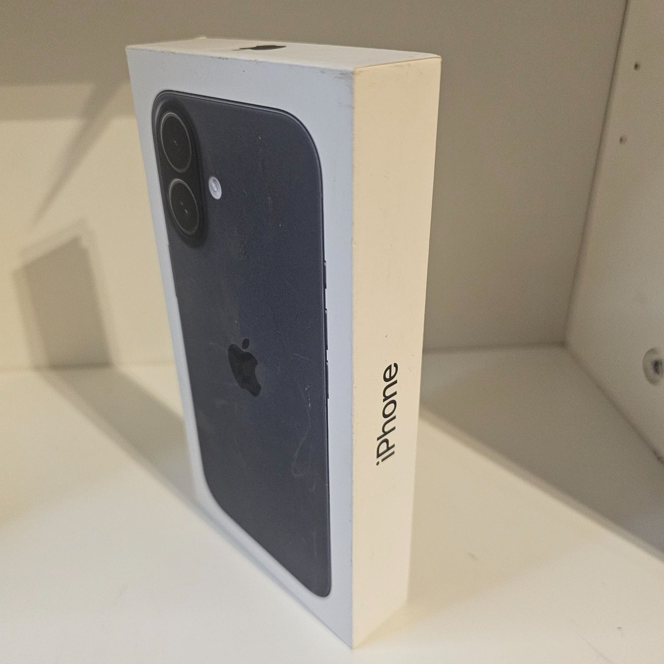 Apple Telefoni cellulari / Smartphones: iPhone 17, 256GB, Schwarz, neu – Nuovo e nell'imballaggio originale da Allschwil venduto da ana_r7bt 6