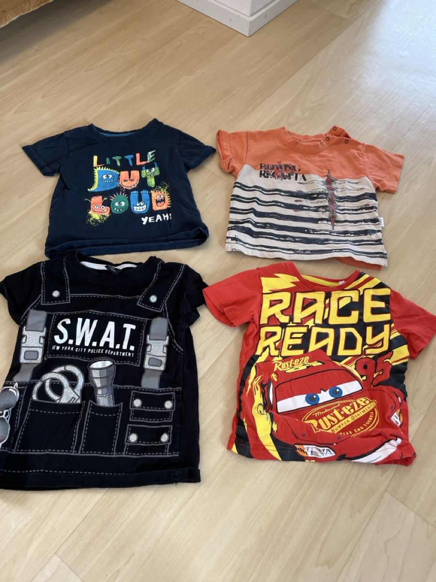 Camicie, T-shirt & Polo: Tshirt – Usato da Herznach venduto da Leimsa