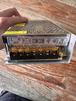 Neuwertiges S-200-12 Netzteil, 12V, 16.7A, Top Zustand!