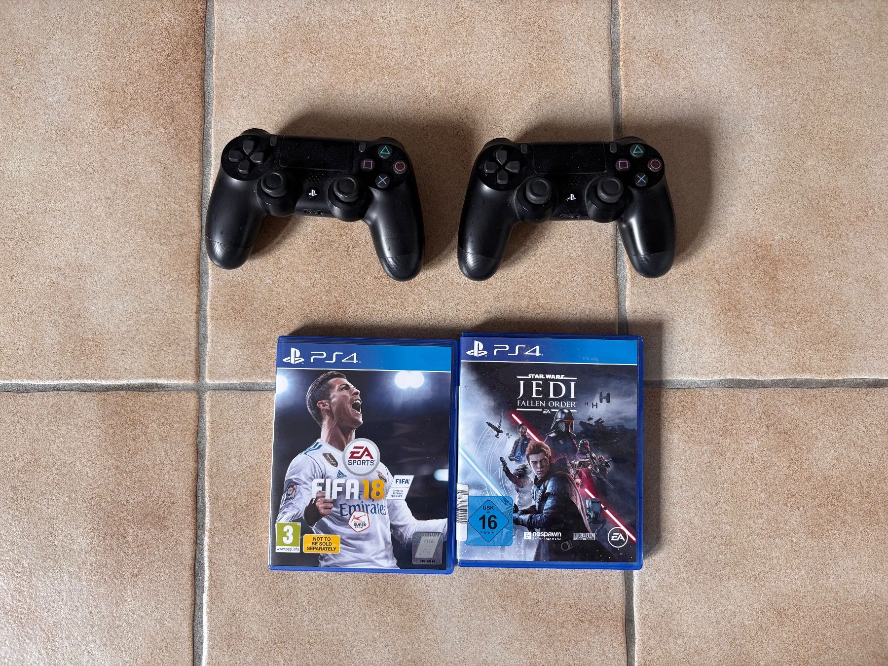 Sony Console: Playstation 4 inkl. 2 Controller / 8 Games / VR – Usato da Nürensdorf venduto da jan_8hzr 2