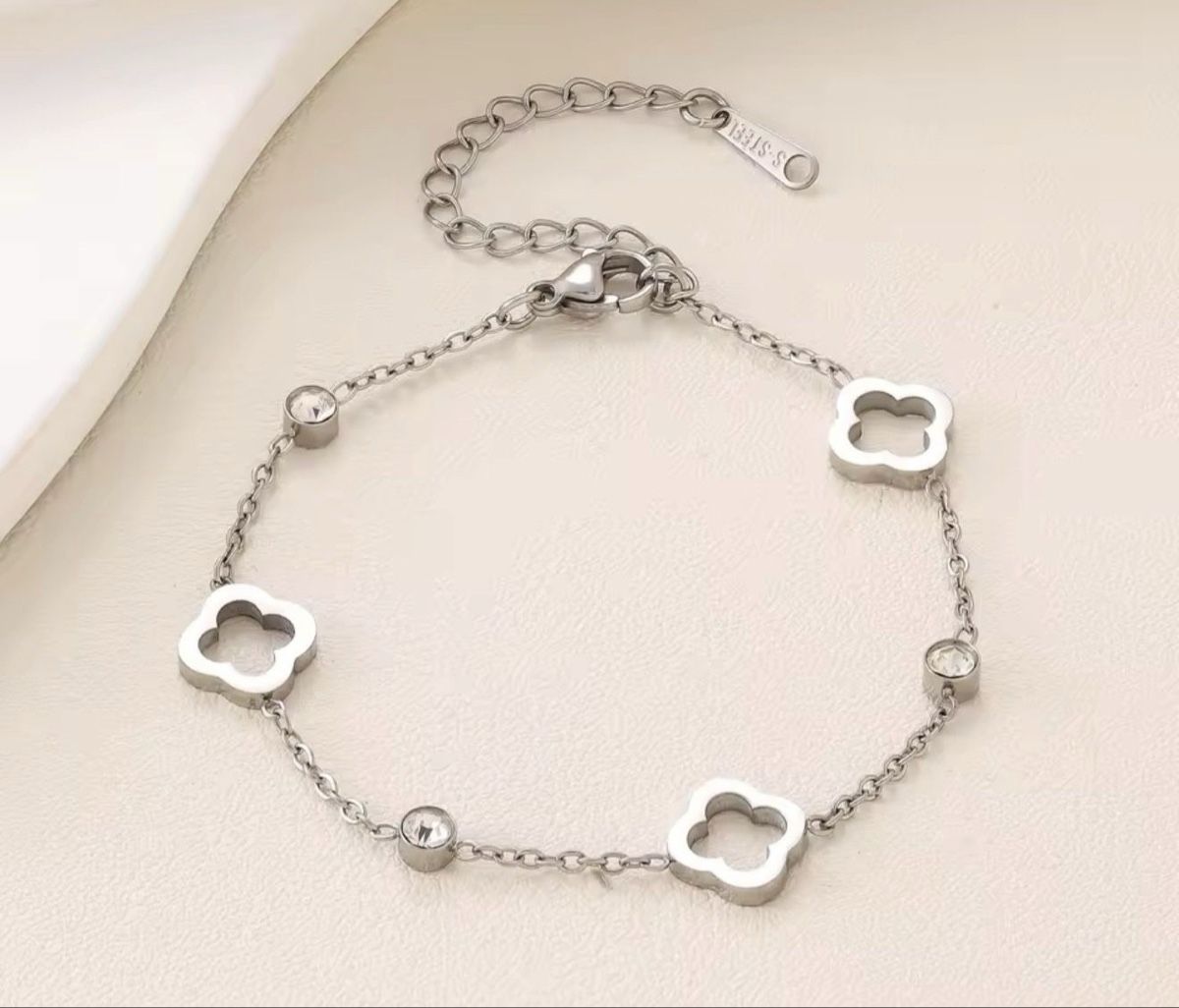 Armbänder & -reifen: Bracelet en acier inoxydable – Neu (gemäss Beschreibung) aus Châtel-St-Denis von Montclair_Swiss 2