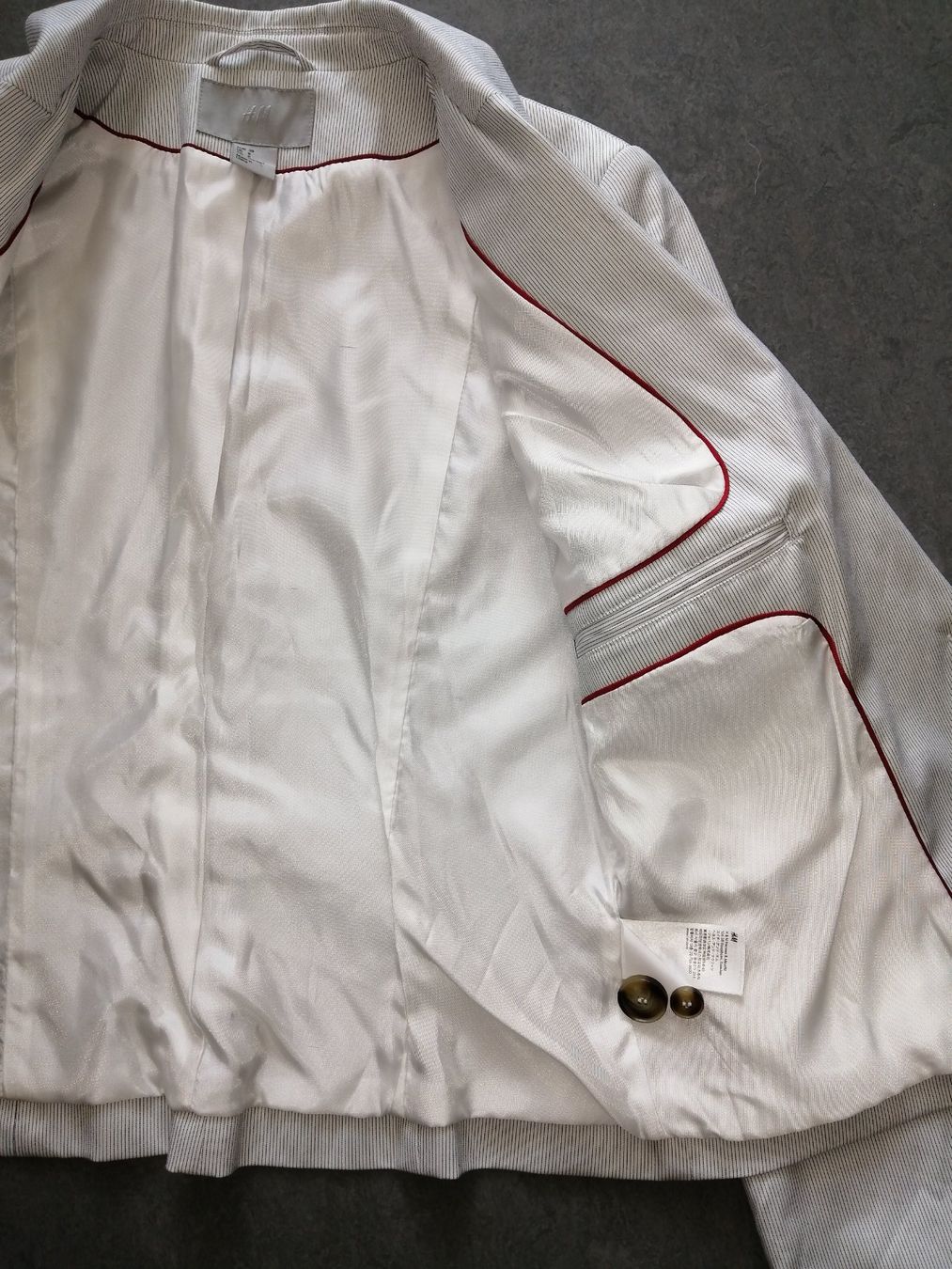 H&M Completi & Tailleur: Klassischer Hosenanzug H&M. Gr. 38 – Usato da Buchrain venduto da nat_pl5p 5