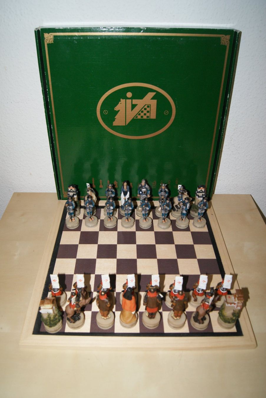 Giochi: Schach - Samurai Handbemaltes Harzfiguren-Schachspiel – Usato da Zürich venduto da Widi1