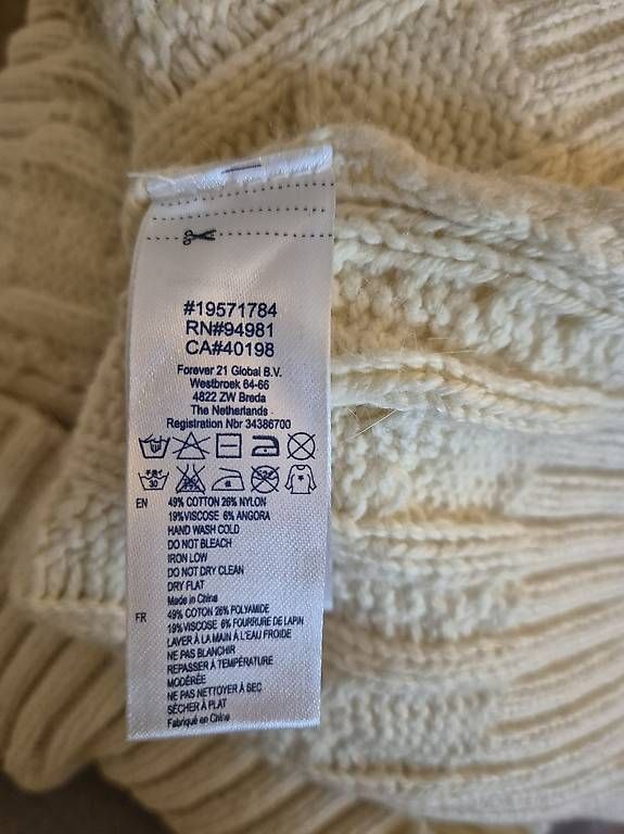Giacche: Strickjacke weiss – Usato da Wetzikon ZH venduto da ManderLindli 2
