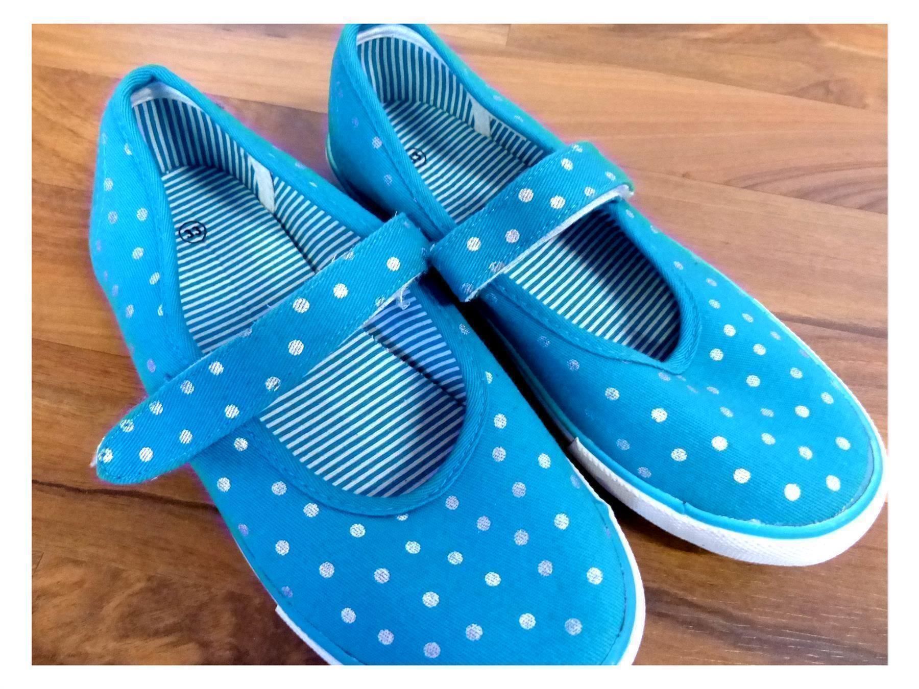 Scarpe per ragazze: Sommerschuhe neu türkis, Grösse 33 – Nuovo (secondo la descrizione) da Schötz venduto da Jekyll666