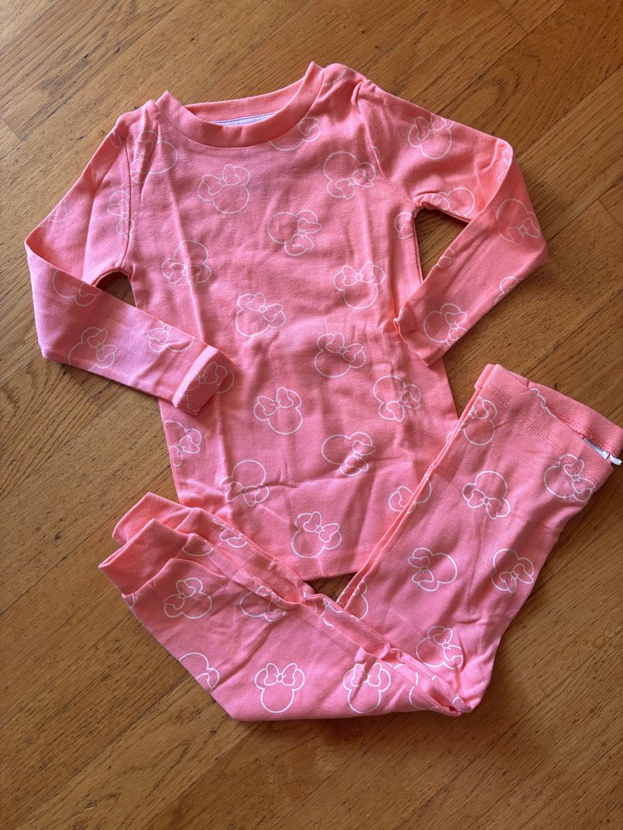 Pyjamas & Ähnliches: Tolles Pyjama Gr. 98, Neu – Neu (gemäss Beschreibung) aus richterswil von lunamarie001
