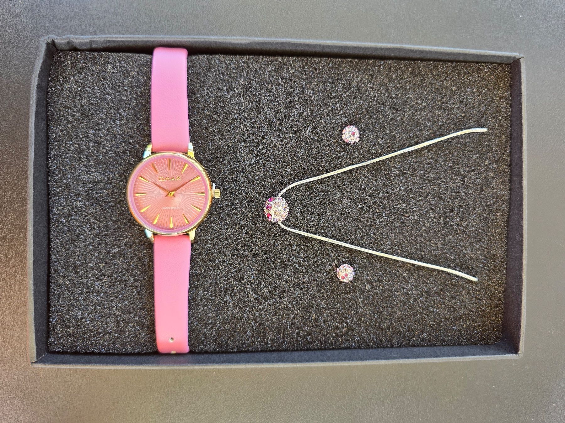 Orologi: Schmuckset rosa mit Uhr – Nuovo e nell'imballaggio originale da Würenlos venduto da sul_cm8q