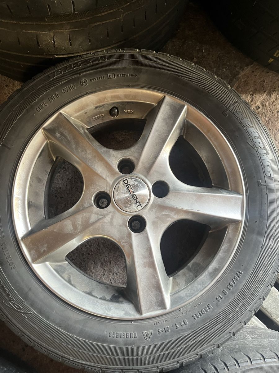 Pneumatici & Ruote complete: 2x Mazda MX 5 15" + 2x 14" – Usato da Würenlos venduto da KLG_3TBs 3