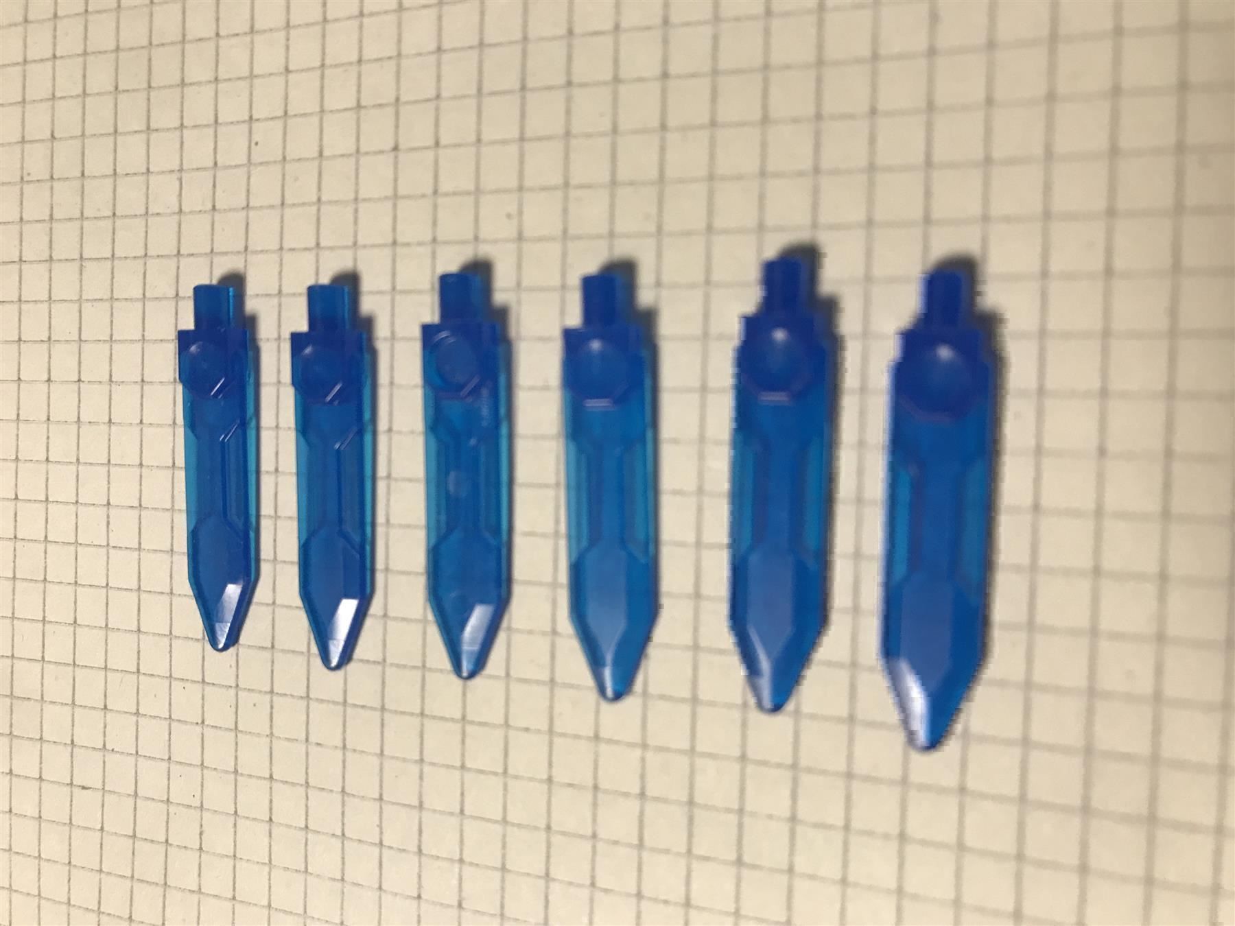 Lego Spielzeuge: LEGO 6x Schwert (23860) – Gebraucht aus Müntschemier von Svonae