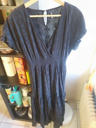 Schwarzes Boho Kleid mit Rüschen