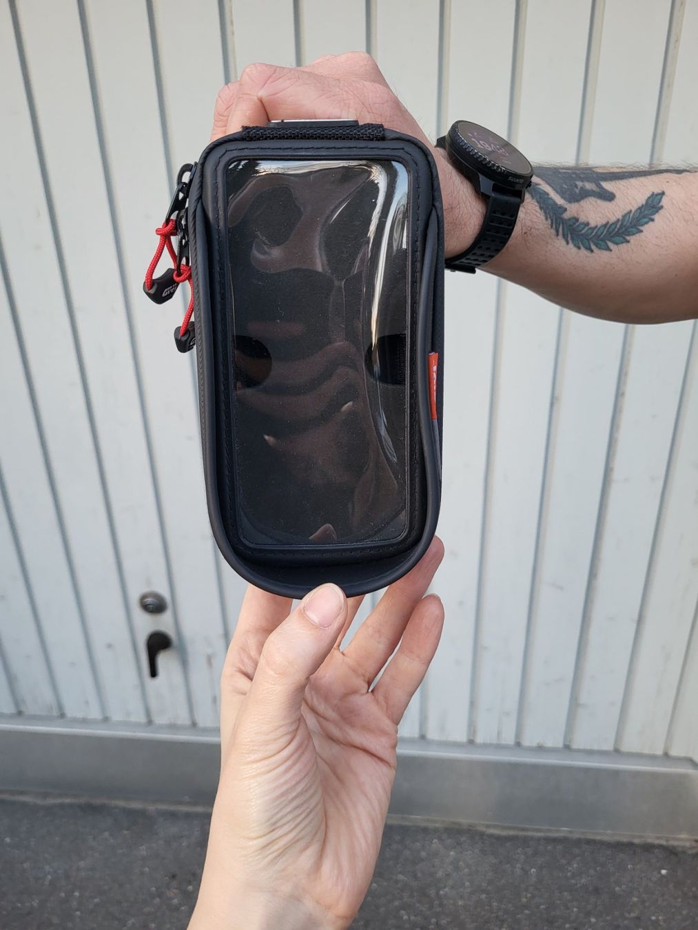 Staffe: Waterproof Phone holder for motorcycle or bicycle – Nuovo (secondo la descrizione) da Wallisellen venduto da ire_z2yn