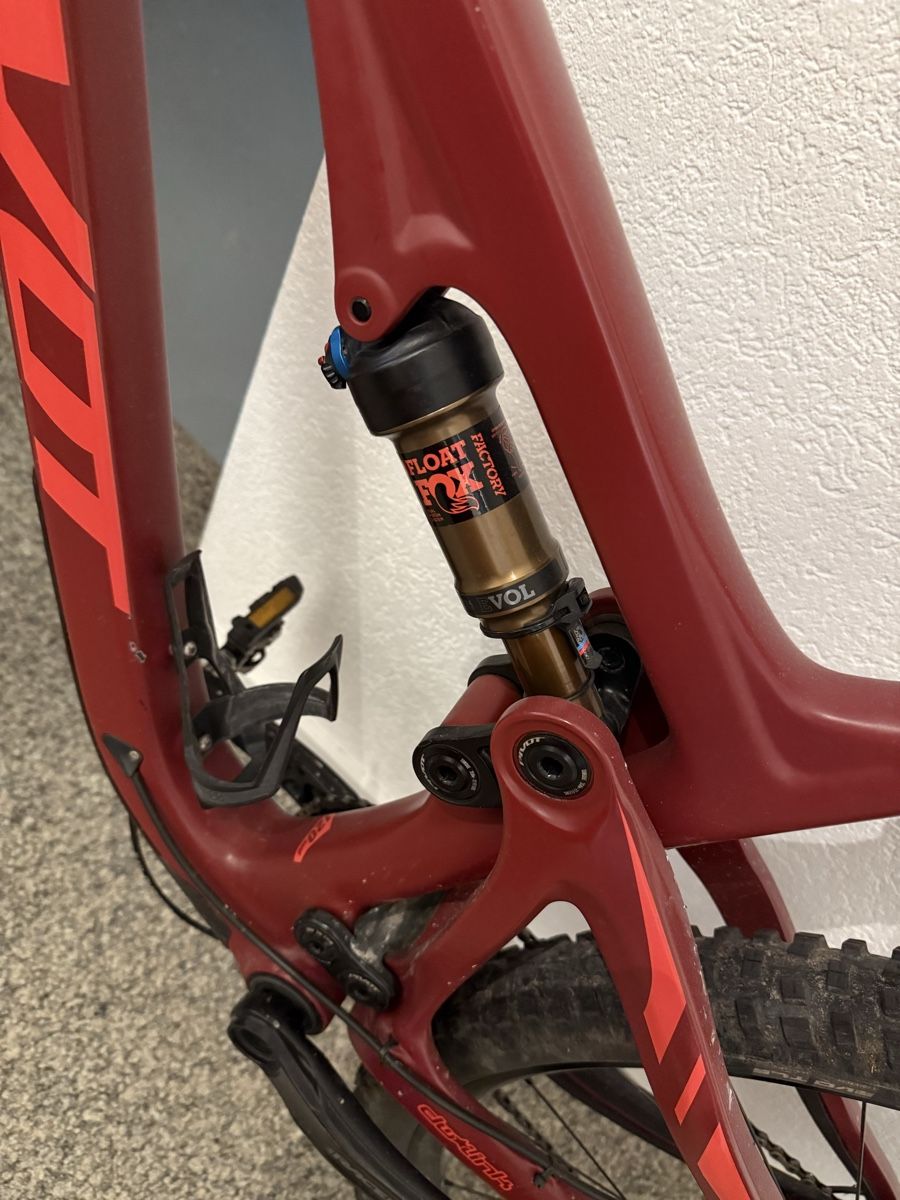 Biciclette: Pivot Trail 429 Größe M CARBON – Usato da Ebertswil venduto da Mpanier 2