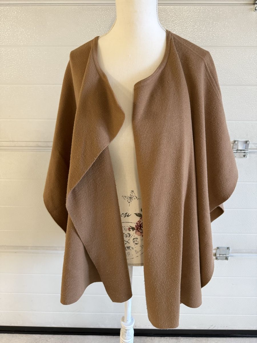 Gilet & Giacche senza maniche: Gilet – Usato da visp venduto da Kmemo1