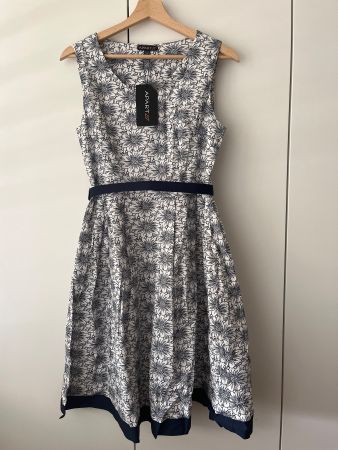 Apart Sommer Blumen Kleid Dress S Neupreis 180,- CHF