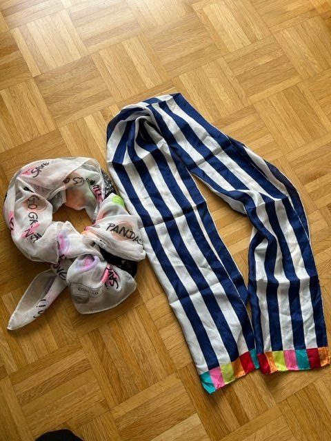Codello Foulard & Sciarpe: 2 x "CODELLO" Foulards, Neu! – Nuovo (secondo la descrizione) da Walenstadt venduto da ricamul 7